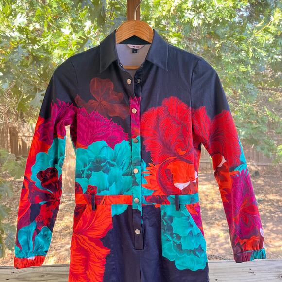 The KIT Women's Issa Jumpsuit Colorful Floral Print Size S - Picture 3 of 10
